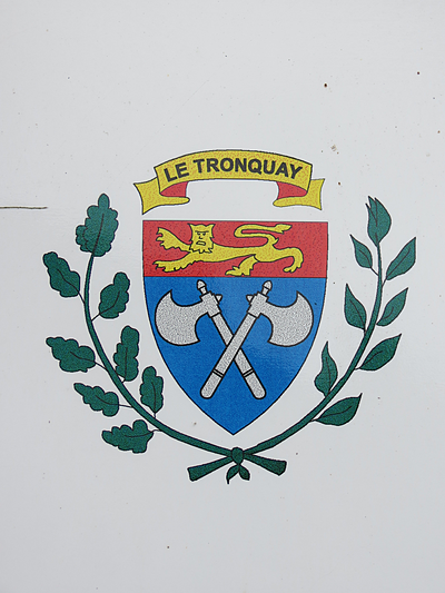 Blason de la commune Le Tronquay